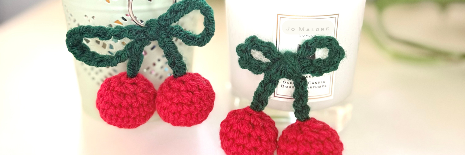 ちっちゃくて可愛い、さくらんぼのかぎ編みチャーム